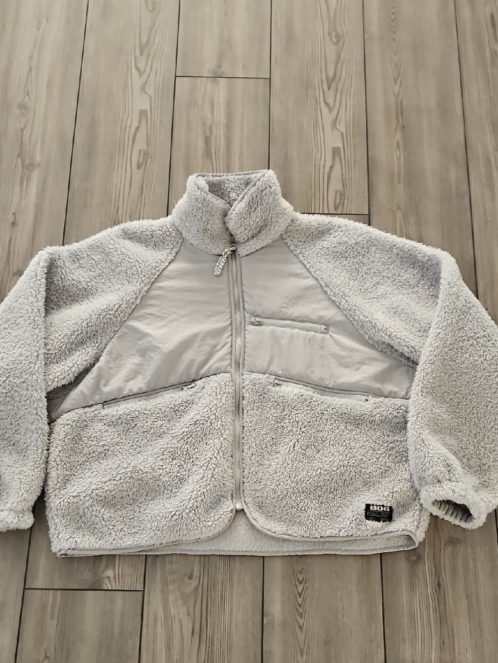 Urban outfitters sherpa jacket gray size medium